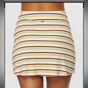 NWT O’Neill Diana Striped Women’s Mini Skirt Size Med Soft Multi Color Casual